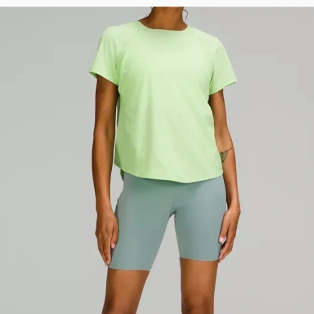 Lululemon Lightweight Stretch Running Short Sleeve Shirt